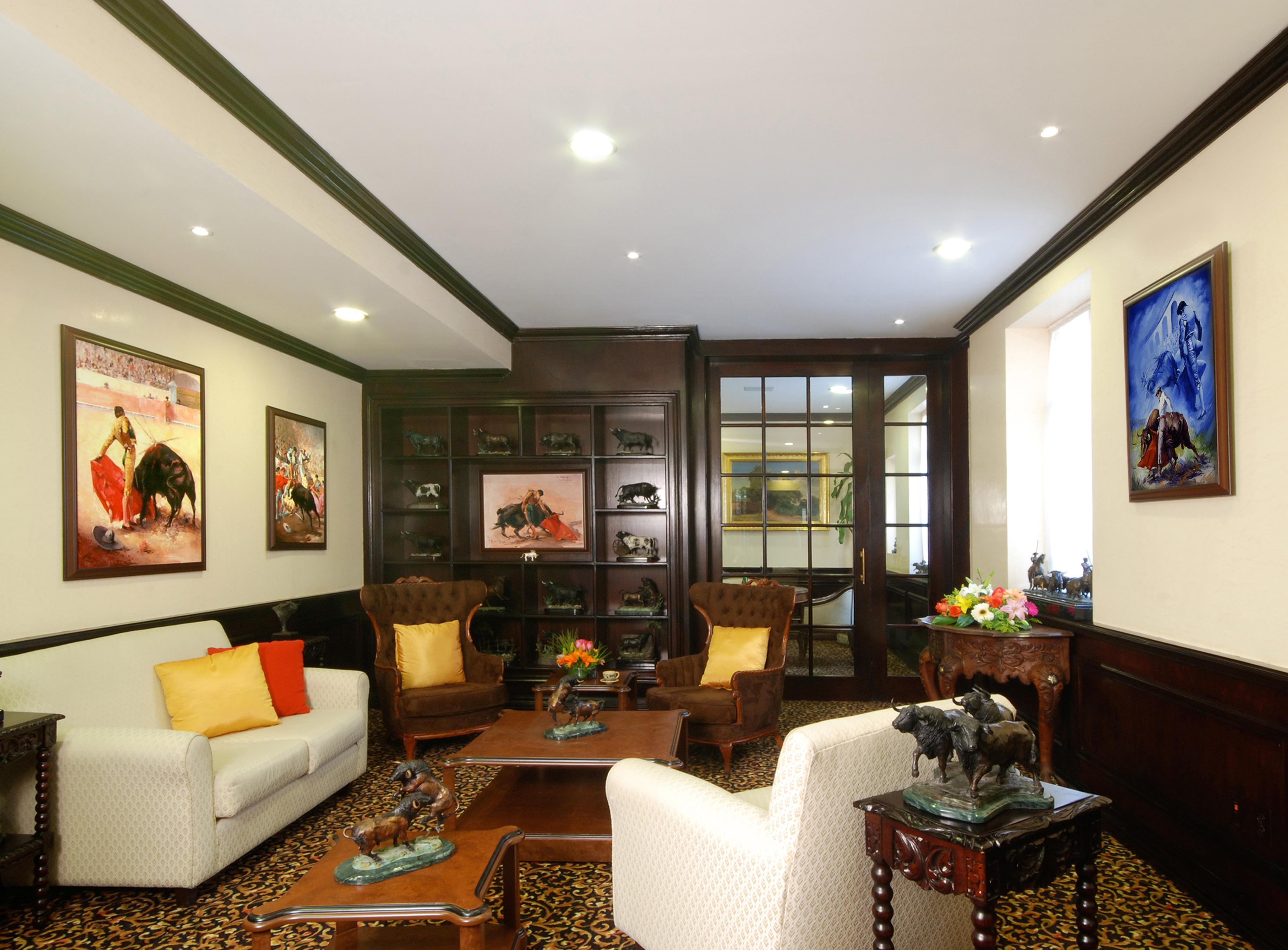Hotel Geneve Cd De Mexico Exteriör bild The living room of the Governor's Suite